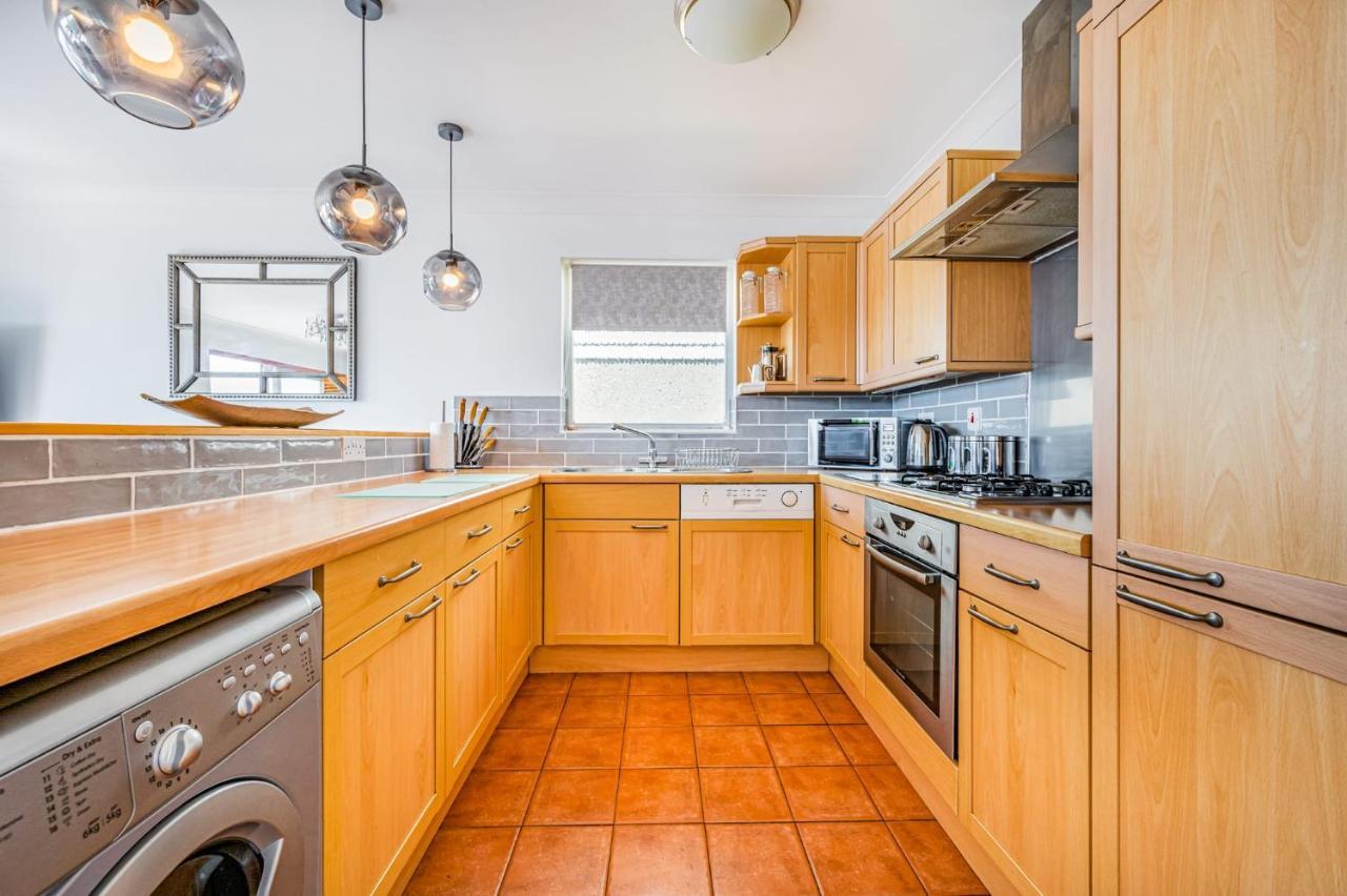 Pebble Paradise Beachfront Family Getaway Pevensey Luaran gambar