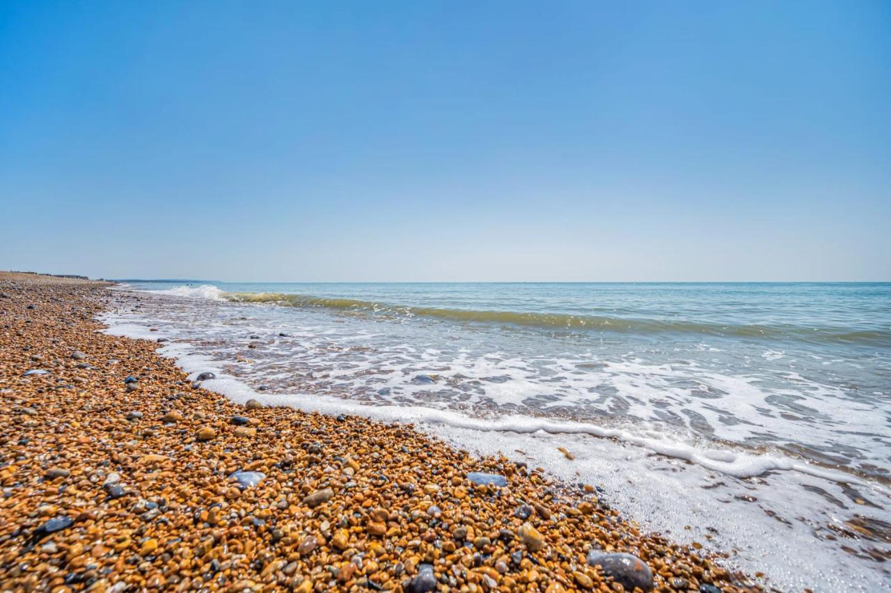 Pebble Paradise Beachfront Family Getaway Pevensey Luaran gambar