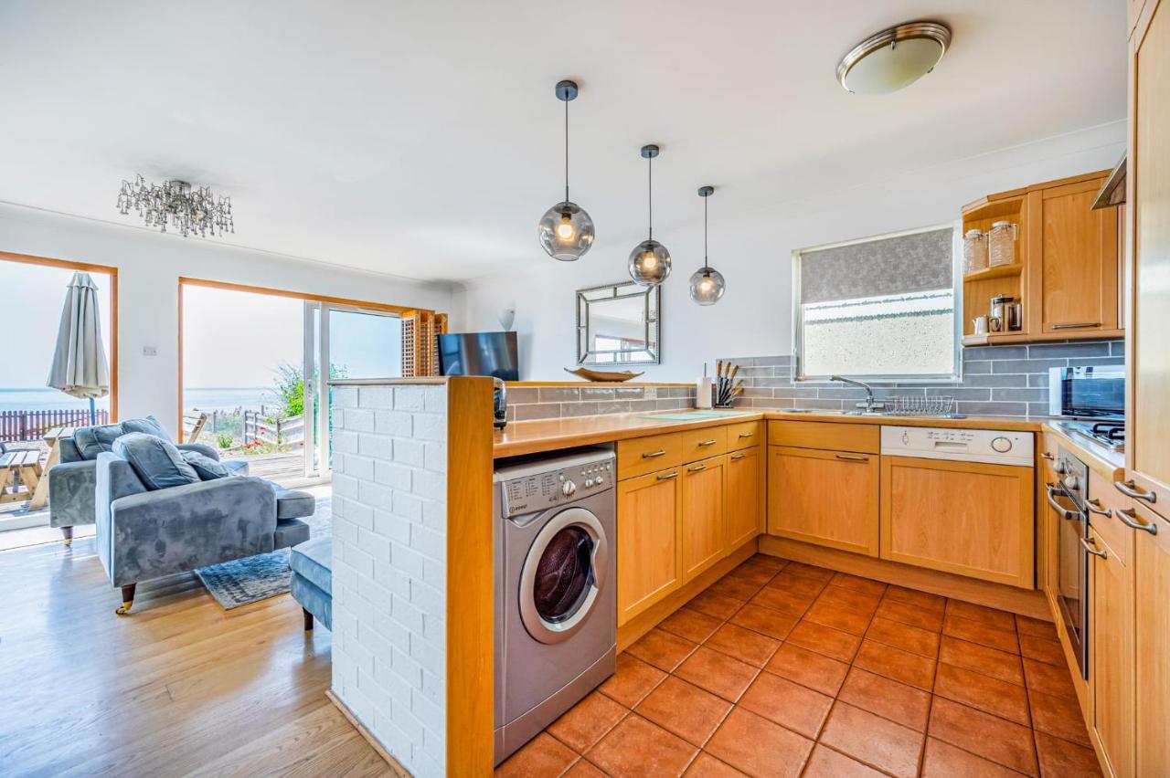 Pebble Paradise Beachfront Family Getaway Pevensey Luaran gambar
